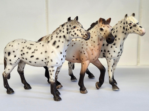 Schleich horses knabstrupper - horses,