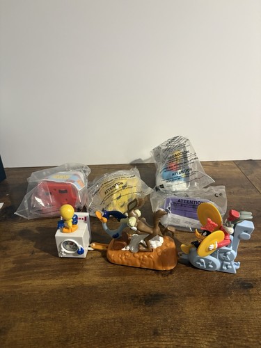 Vintage looney tunes 2000 - looney, toy
