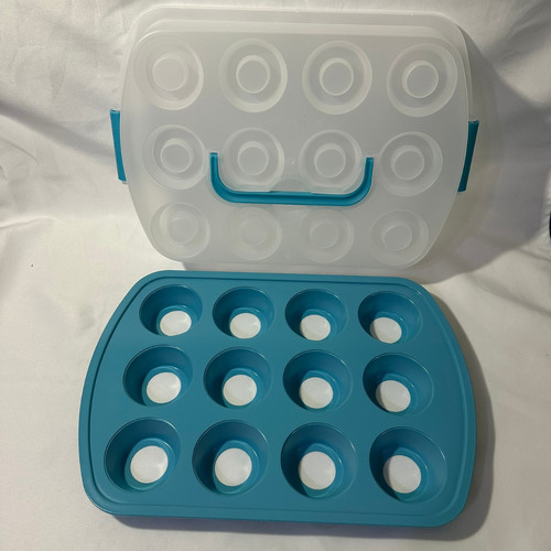 New pampered chef cupcake - pampered, pan