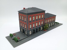 Pola Station & Platform Base - N Gauge - Good Condition