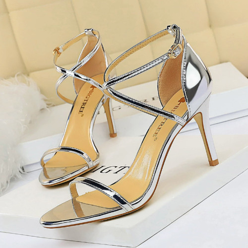 Womens strappy sandals - strappy,