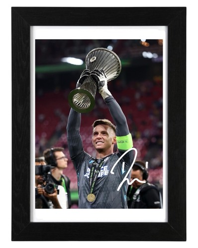 Dean henderson signed photo - signed,