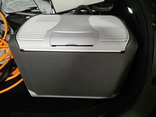 Halfords 40 Litre Mains and