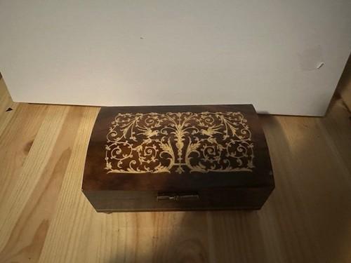 Vtg sorrento wooden - vtg,