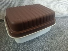 Vintage Tupperware Brown/Cream