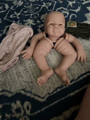 Sole unpainted reborn doll kit - sole,