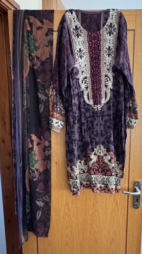 Pakistani lawn suit - pakistani,