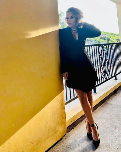 Alyssa milano 5 inch - alyssa, x