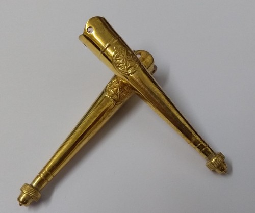 Aiguillette tip ends - tip,