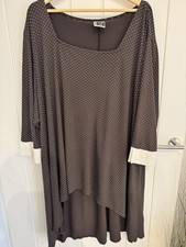 Sixteen 47, 1647 Size 5 Top