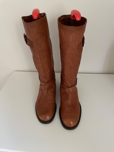 Russell and bromley boots size - russell,