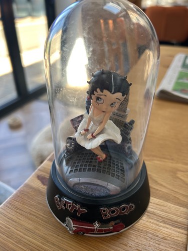 Betty boop figurine display - figurine,
