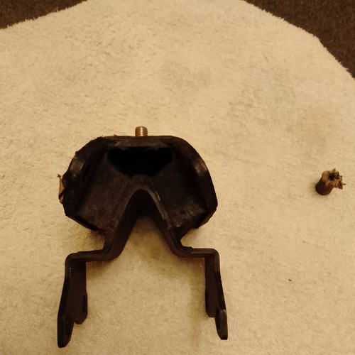 Jaguar daimler rear axle mount - daimler,