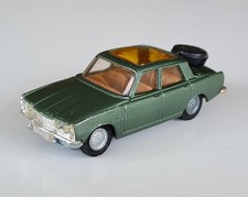 Vintage CORGI 275 ROVER 2000