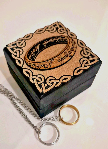 Handmade hobbit box one - ,