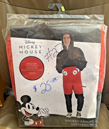Nwt disney mickey mouse adult - nwt,