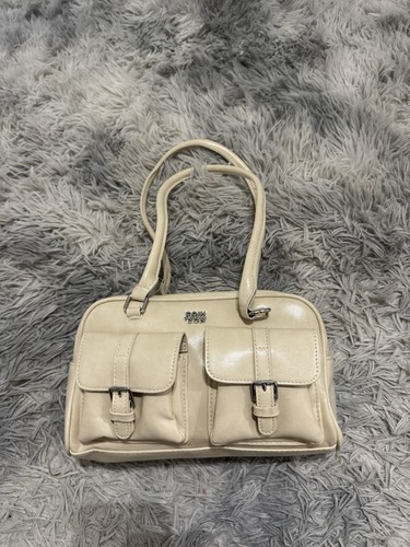 Cream patent leather - cream,
