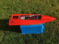 Squai Model RC Race Boat With