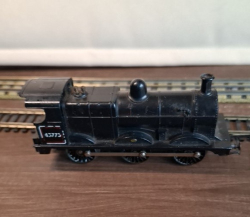 Triang hornby r251 6 0 - triang, 0-6-0