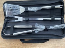 BBQ 3 PIECE TOOL SET IN ZIP UP