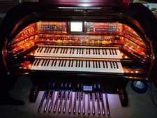 Lowrey Royale SU500 Organ
