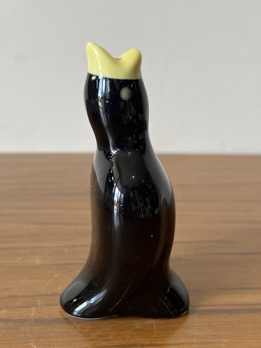 Vintage blackbird pie funnel - blackbird,