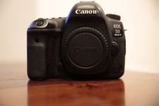 Canon EOS 5D Mark IV 30.4MP