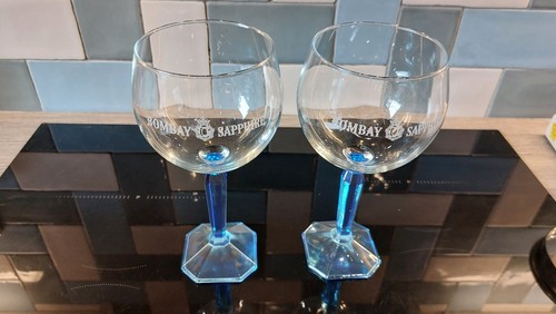 Pair vintage bombay - vintage,