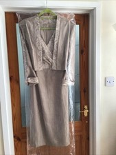 Gorgeous mother Of bride/Groom