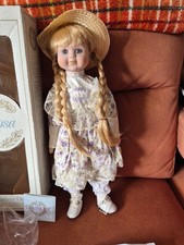 Vintage 16" Rosa Porcelain