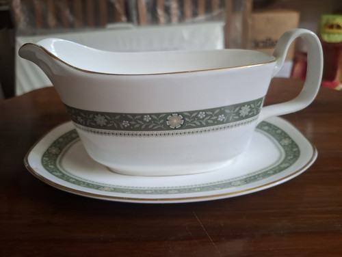 Royal doulton rondelay gravy - doulton,