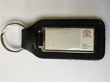 TOYOTA TOLL HOUSE YARIS RAV4 COROLLA HIGHLANDER LAND CRUISER CAR KEY RING KEY 01