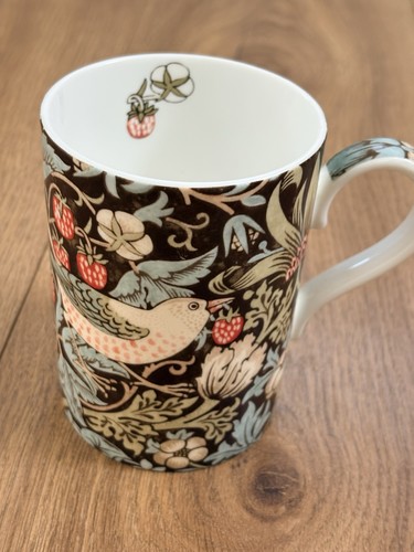 Royal worcester porcelain mug - worcester,