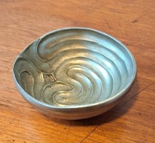 Cynthia Webb Pewter Medative Finger Maze