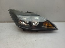 2009 FORD FOCUS ZETEC TDCI 109 Drivers Headlamp RH