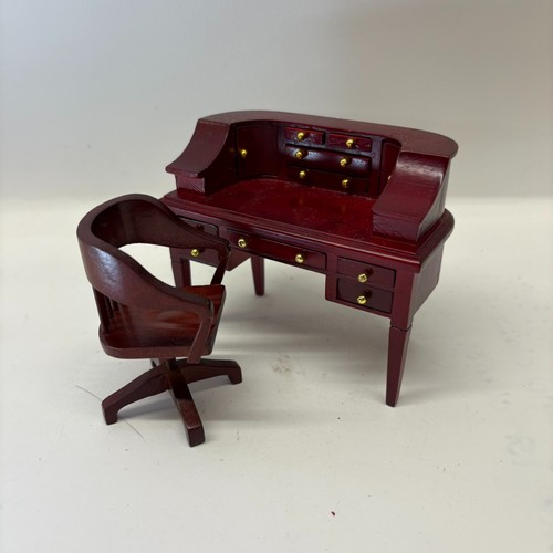 12th scale dolls house - 1:12th,