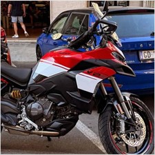 Complete Graphics DUCATI