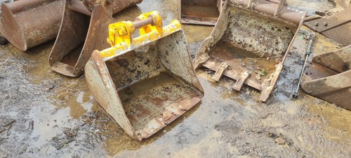 600mm excavator digging bucket - 600mm,