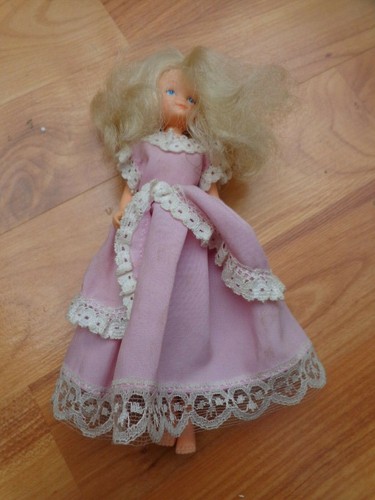 Vintage 1983 hornby flower - vintage,