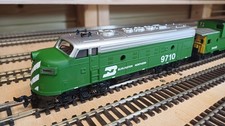 Bachmann HO EMD F9 and Caboo Burlington Northern - Boxed - Rarely Used