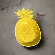 Linea Home Earthenware Serving Dish Oval Bowl Pineapple Hawaii Yellow Tiki