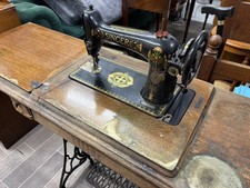 Antique 1923 singer treadle - 1923,