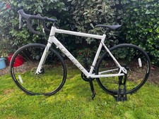 Carrera Virtuoso Mens 700c 16-Speed Road Bike  54cm frame NEW , FREE DELIVERY !