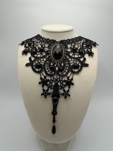 Gothic black lace bib - black, choker