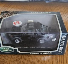 Die Cast "Freelander Land Rover 1998 - Open Back - Rioja Red" Universal Hobby...