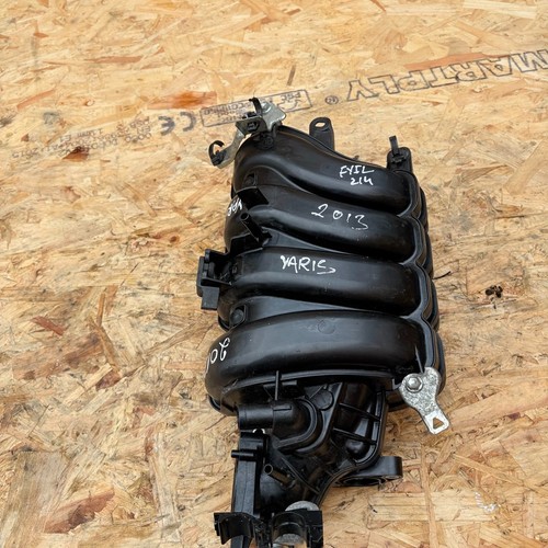 Toyota yaris 2011 - 2011-2017, inlet