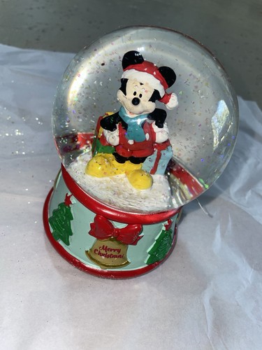 Disney mickey mouse snow - mickey,