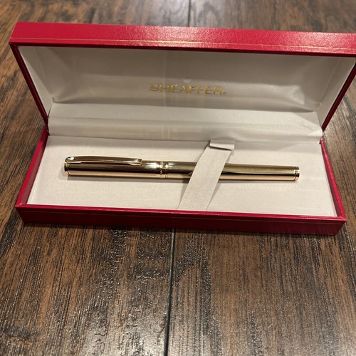 Sheaffer ball pen white dot - ball,