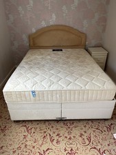 King Size Dunlopillo Mattress And Divan With Drawers And Headboard Beige