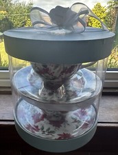 Cups and saucers GRACE'S